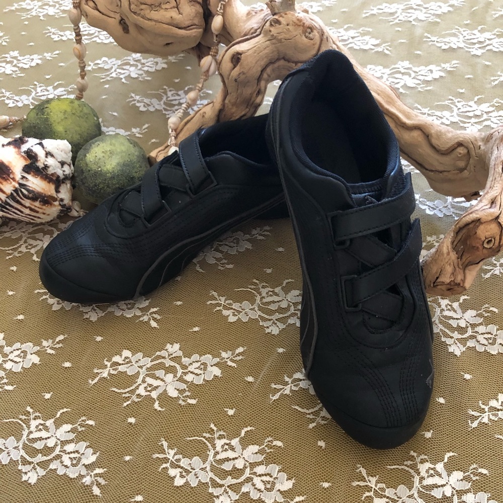 Puma Velcro Sneakers